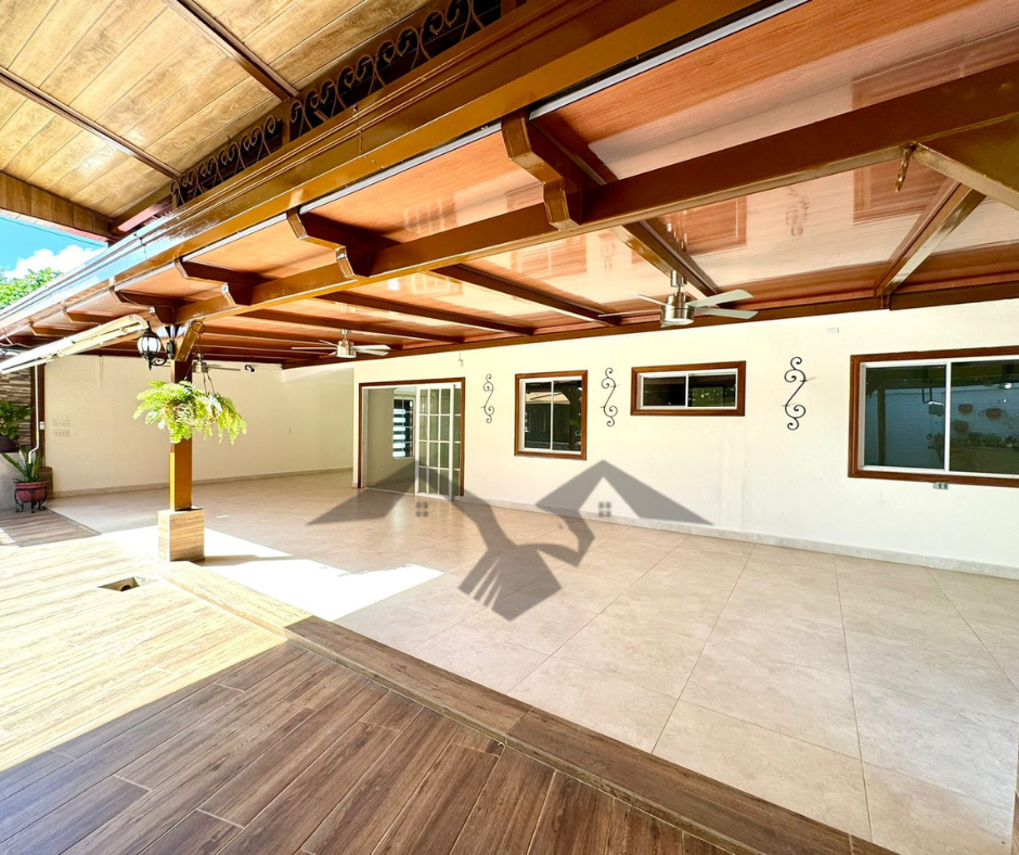 CASA EN VENTA RESIDENCIAL MONTECIELO