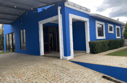 CASA EN VENTA KM 14 CARRETERA A MASAYA DENTRO DE RESIDENCIAL, NICARAGUA
