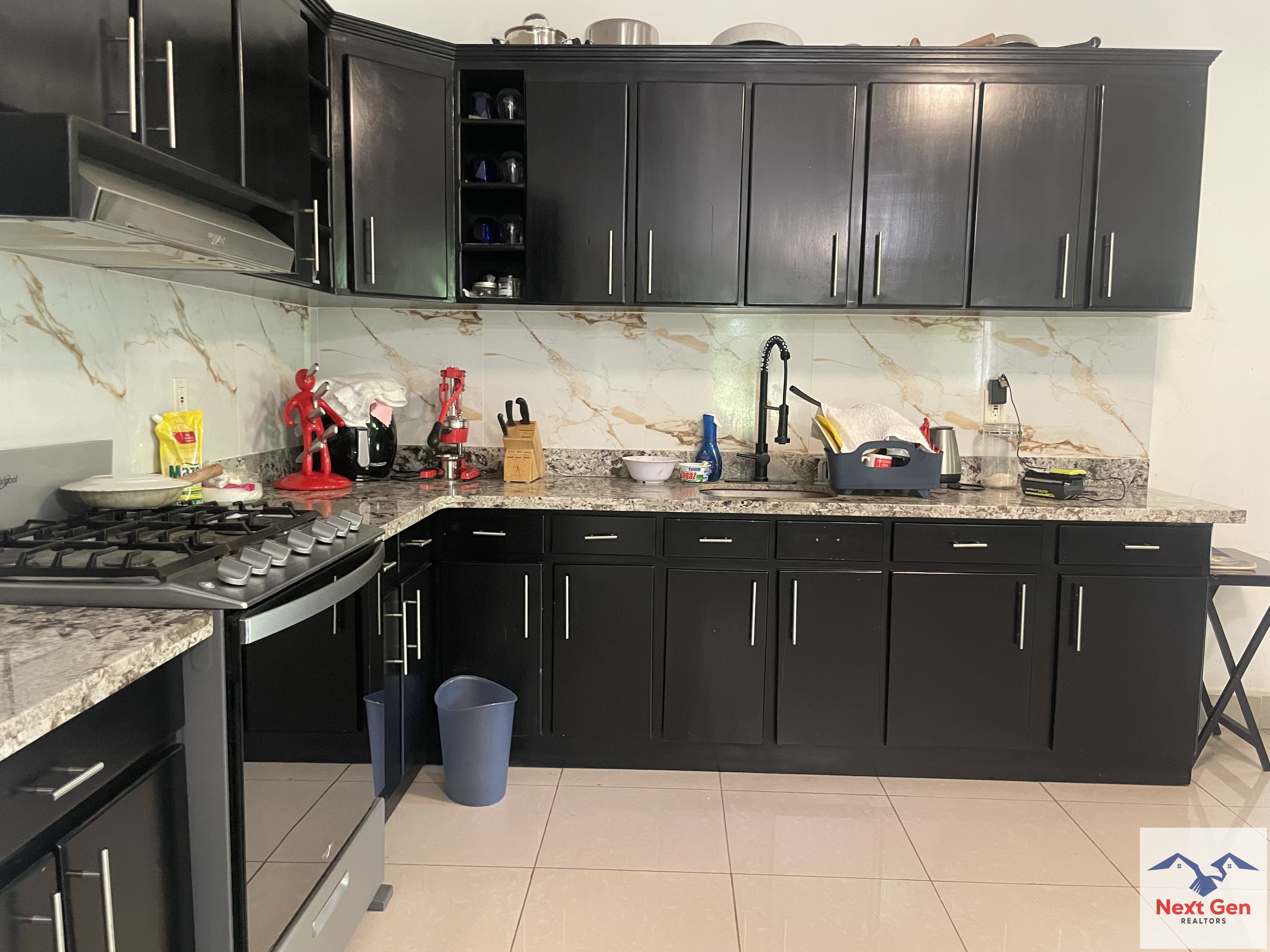 CASA EN VENTA ESTILO QUINTA EN NAGAROTE